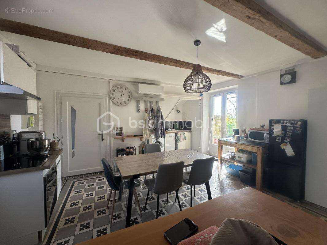 Appartement à SAINT-CHRISTOL-LES-ALES