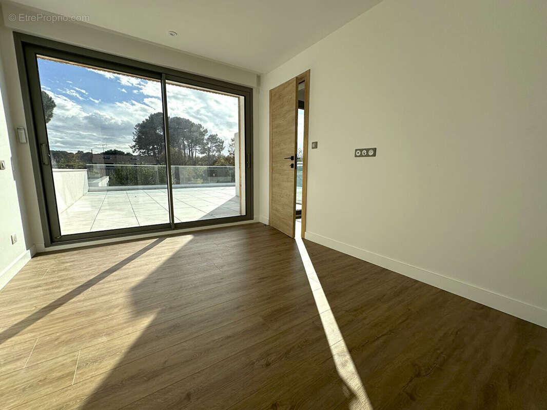 Maison à GUJAN-MESTRAS