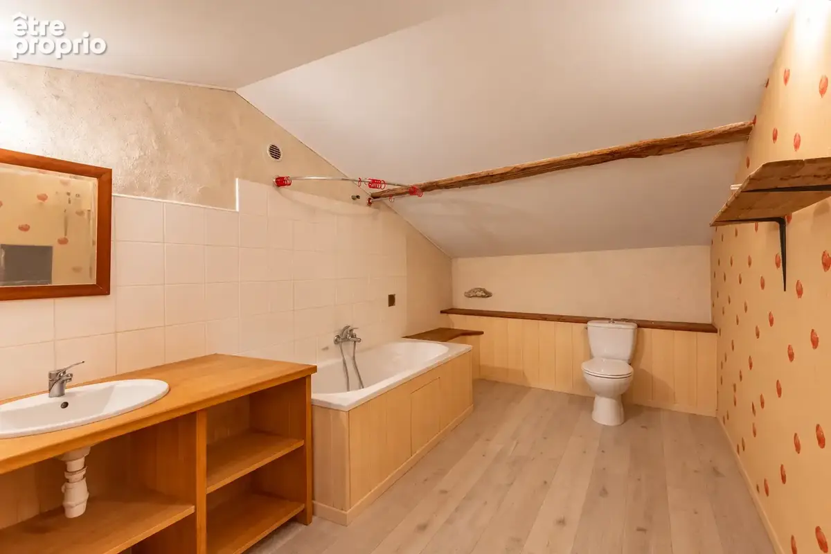 Maison charentaise rénovée 123 m2, avec jardin et dépendances - photo 11