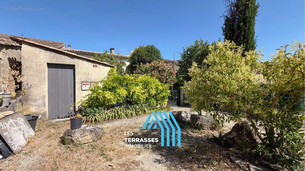Appartement 70 m² à Saint-Gervais-Sur-Roubion  - photo 2
