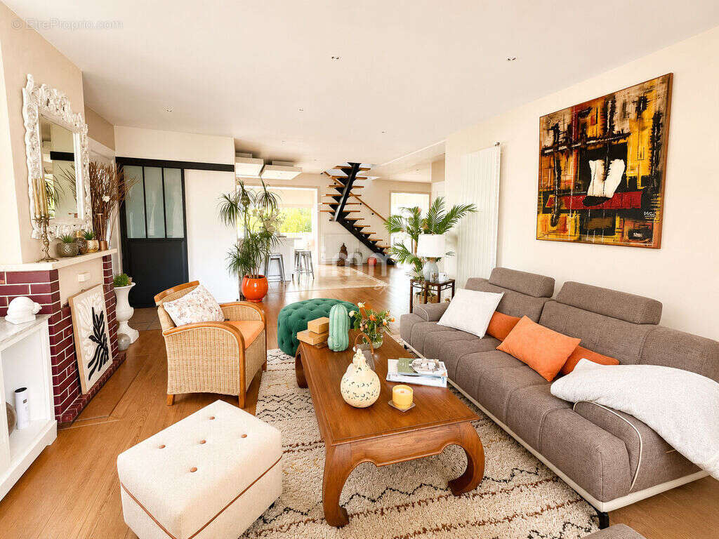Maison 160m² complètement rénové +studio indépendant - 33140 Cad - photo 9