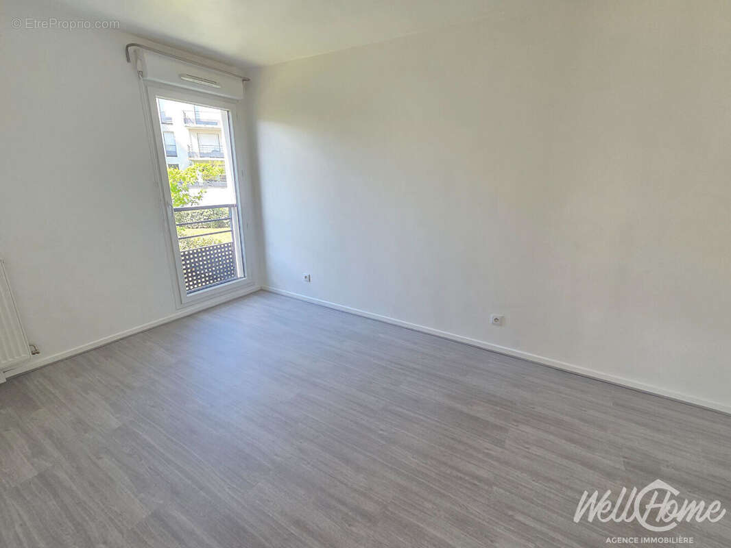 Appartement à SAINT-OUEN-L'AUMONE