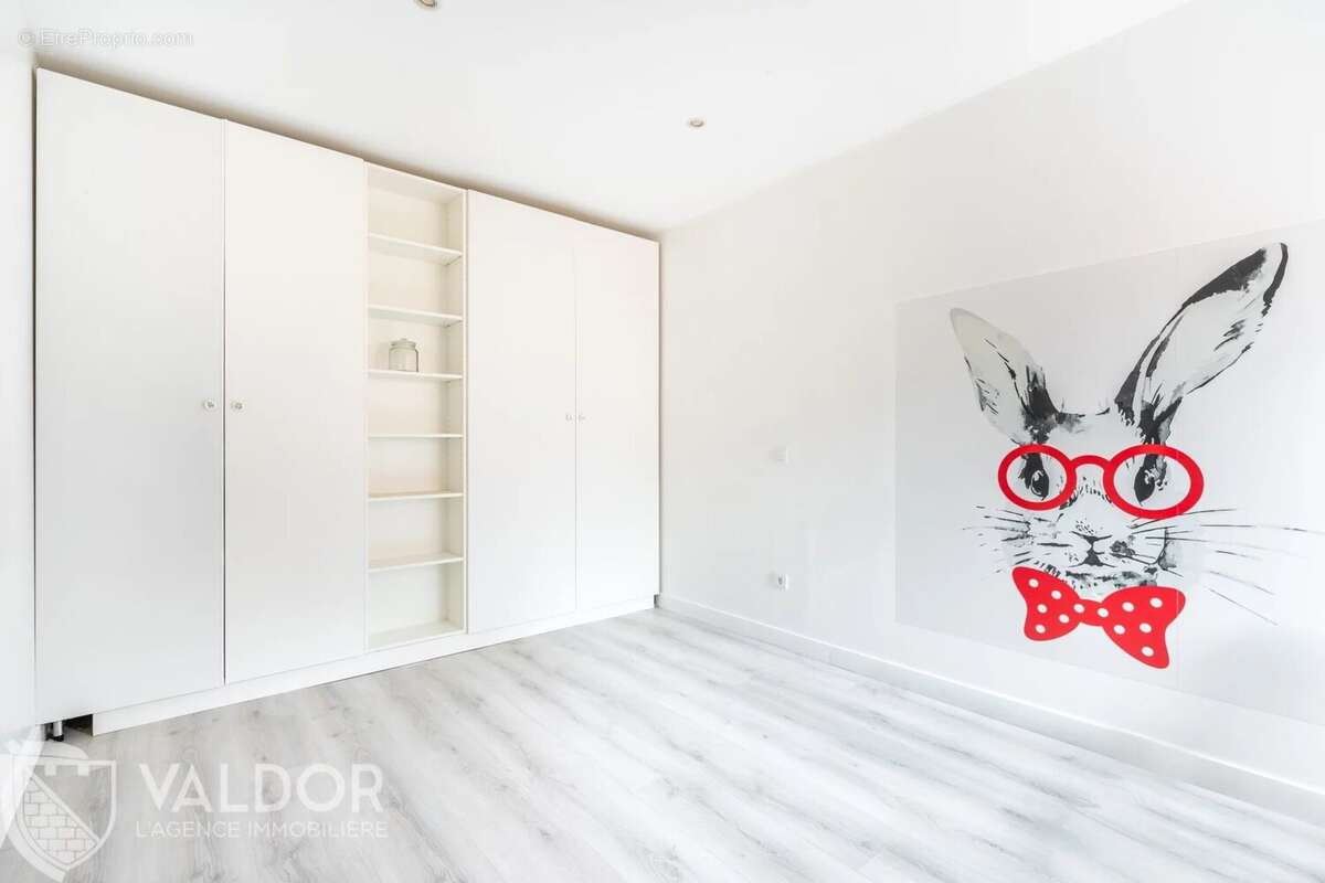 Maison à SAINT-GENIS-LES-OLLIERES