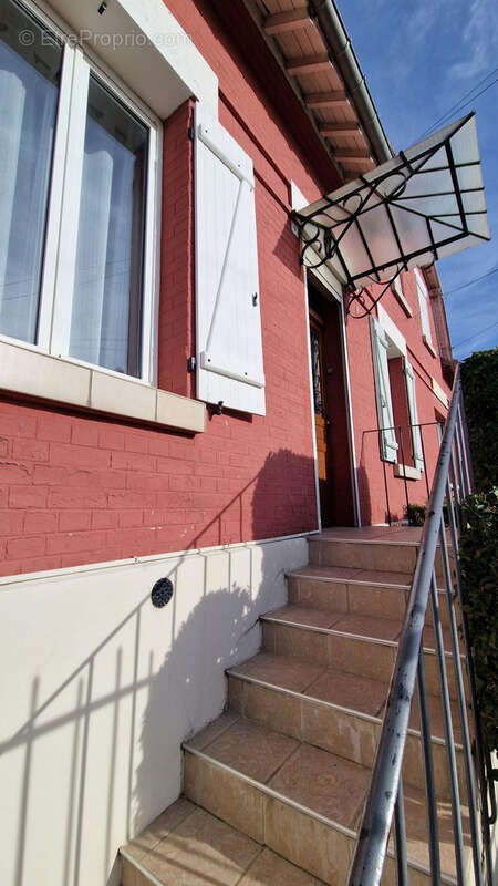 Allons visiter l'intérieur... - Maison à LAON