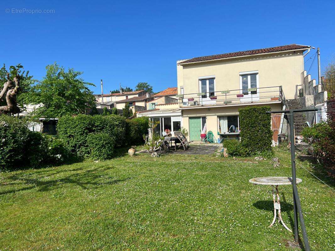 Maison à SAINT-MAIXENT-L&#039;ECOLE