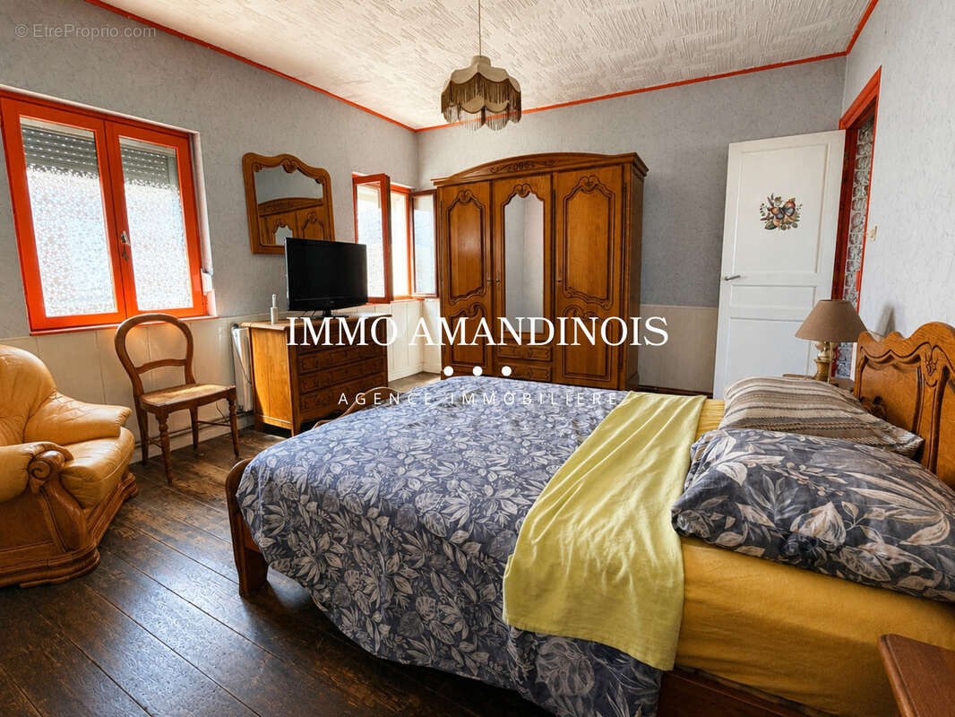 Maison de ville proche de la gare - photo 9