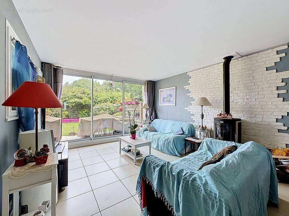 Maison À Vendre - photo 1