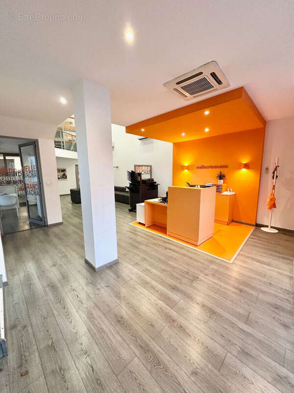 Commerce à NARBONNE