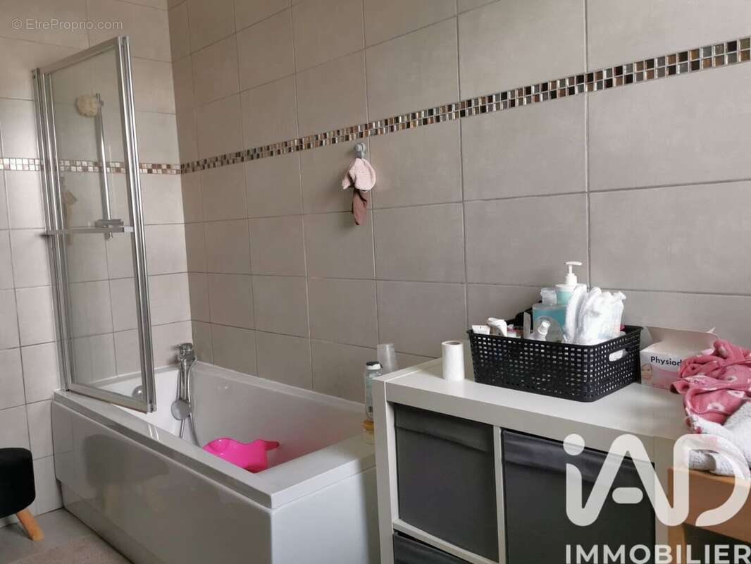 Maison 115 m² à Creon  - photo 7