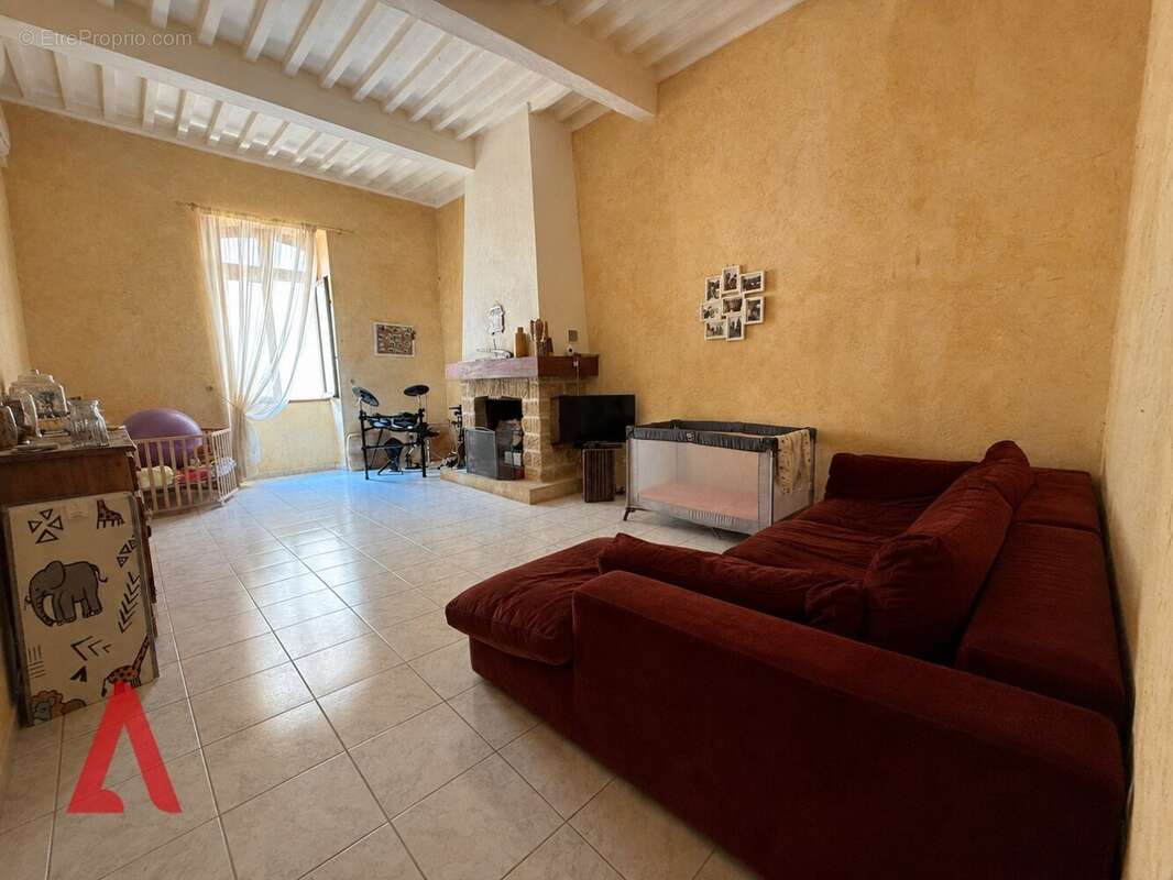 Maison au cour de Neffiès avec 3 chambres et terrace 58 m2 - photo 4
