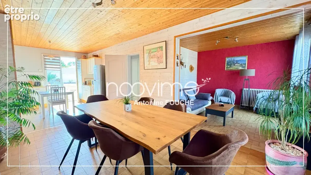 Maison de plain-pied   4 chambres   Terrain de 828 m2 - photo 2