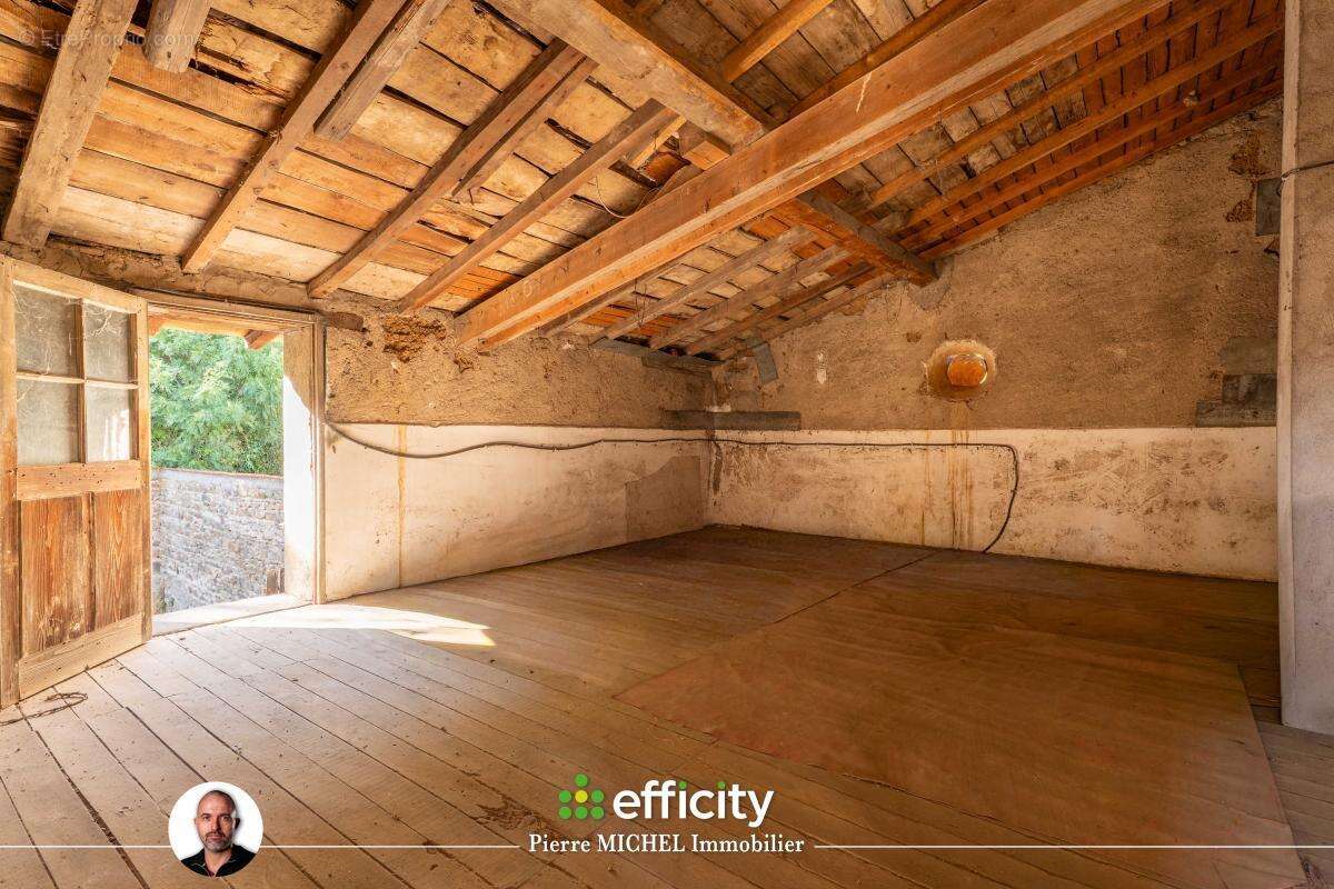 Maison 4 pièces 113 m² à vendre à Chevinay (69210) - photo 19