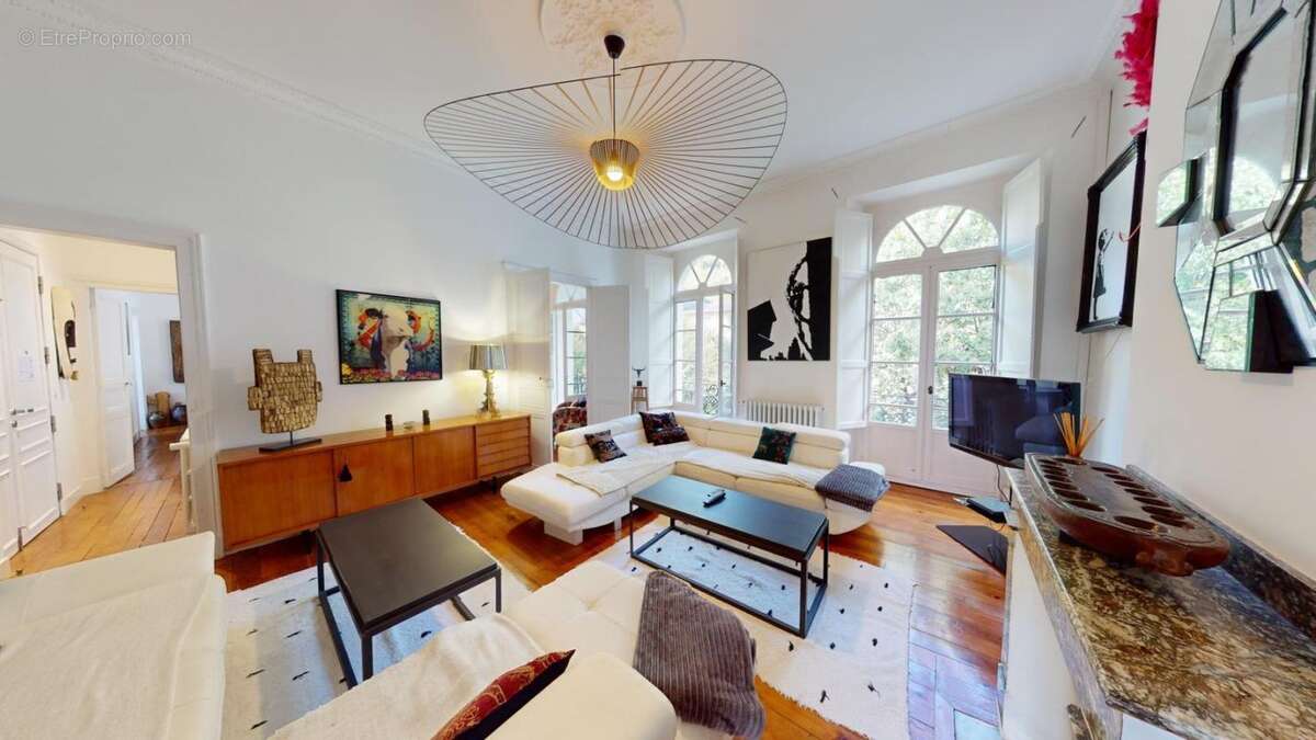 Appartement à BAGNERES-DE-LUCHON