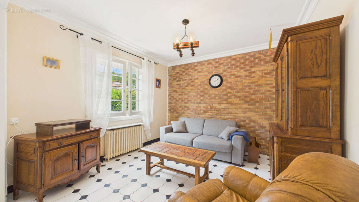Anglet Montbrun - Maison de 117 m² sur un terrain de 508 m² - photo 12