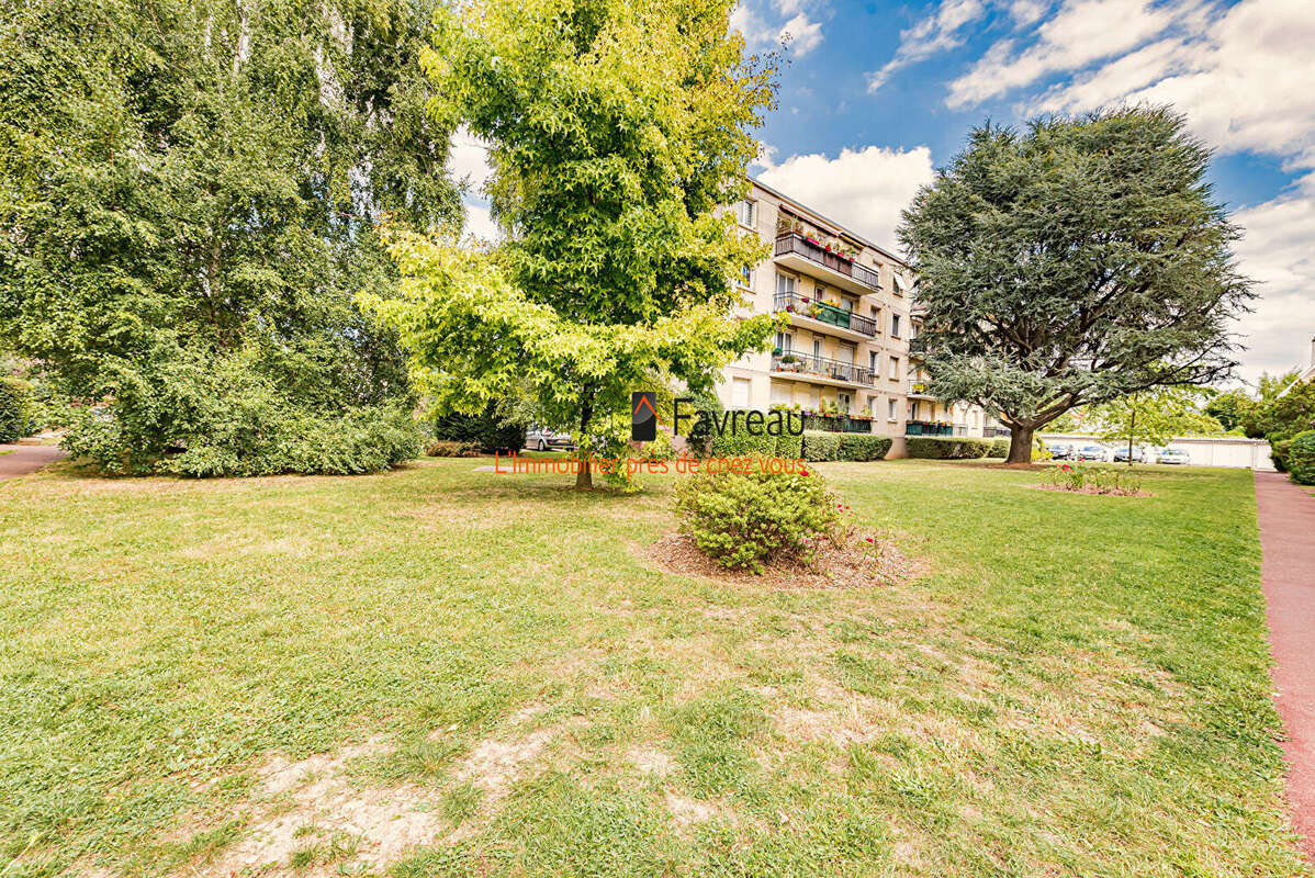 Appartement à L&#039;HAY-LES-ROSES
