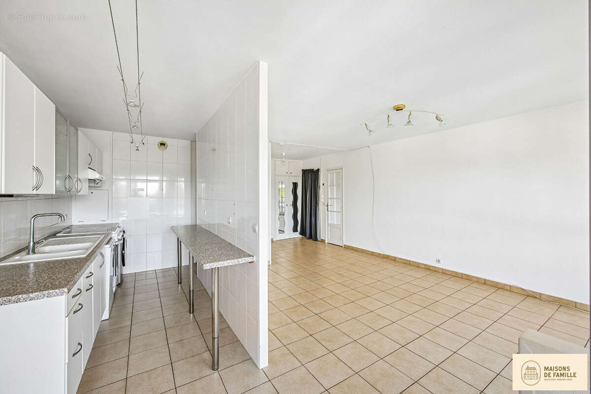 Appartement à LES ESSARTS-LE-ROI