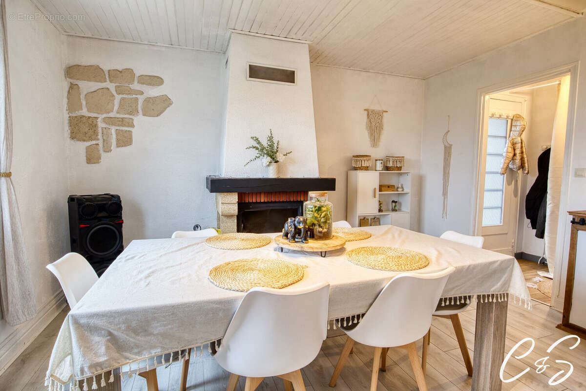 Maison à PLONEOUR-LANVERN