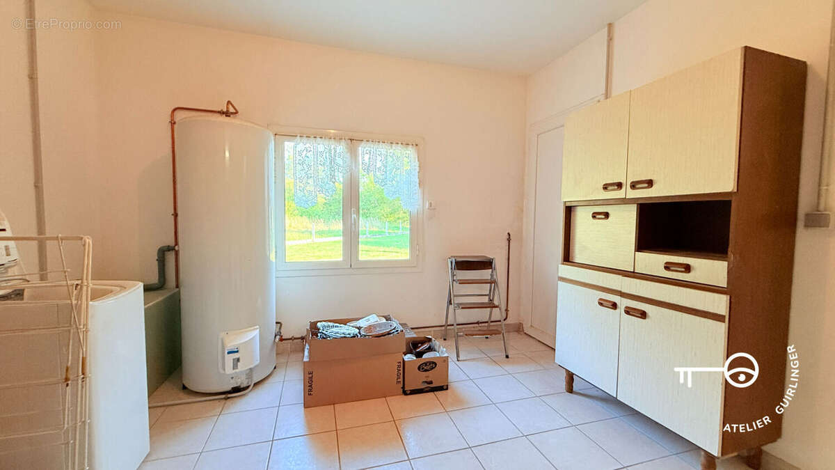 Le confort d'un pavillon moderne dans un cadre verdoyant et paisible - photo 11