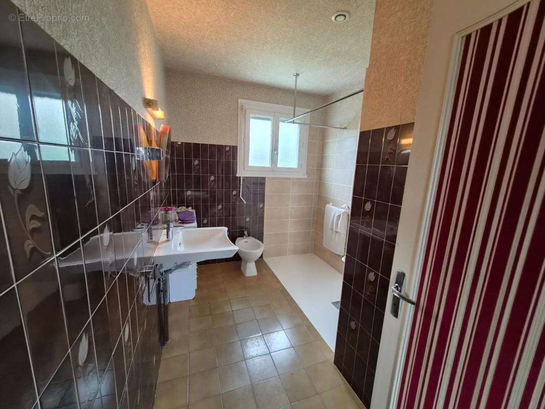 Maison 87 m² à Le Poinconnet  - photo 8