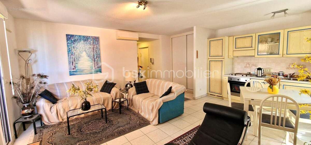 MENTON Bel appartement 2 pièces à 1mn des plages de Menton avec une vue mer - photo 3