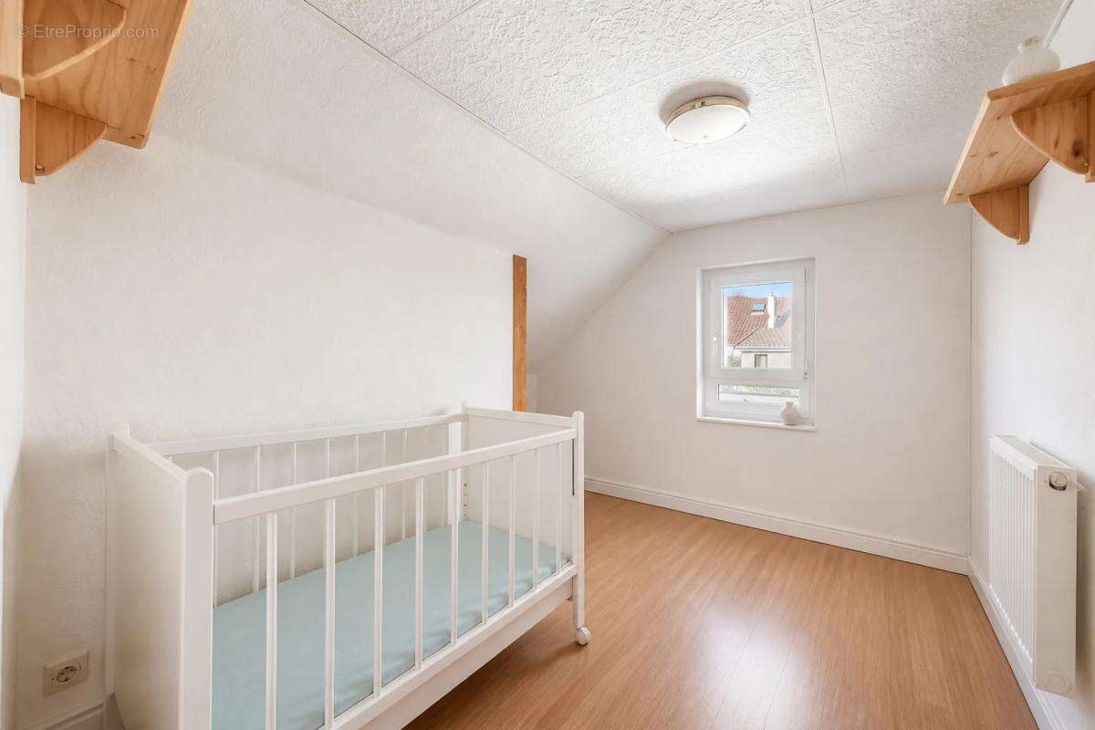 Maison de 11 pièces de 308 m² à Mitry-Mory - photo 15
