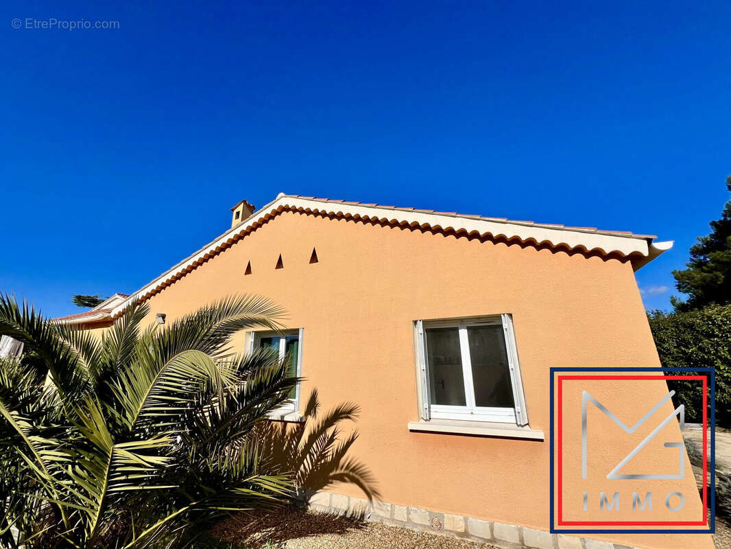 Maison à SIX-FOURS-LES-PLAGES
