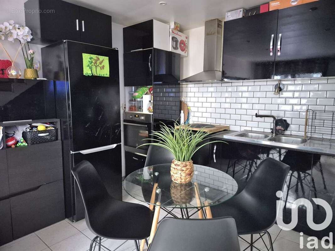 Photo 2 - Maison à PONTAULT-COMBAULT