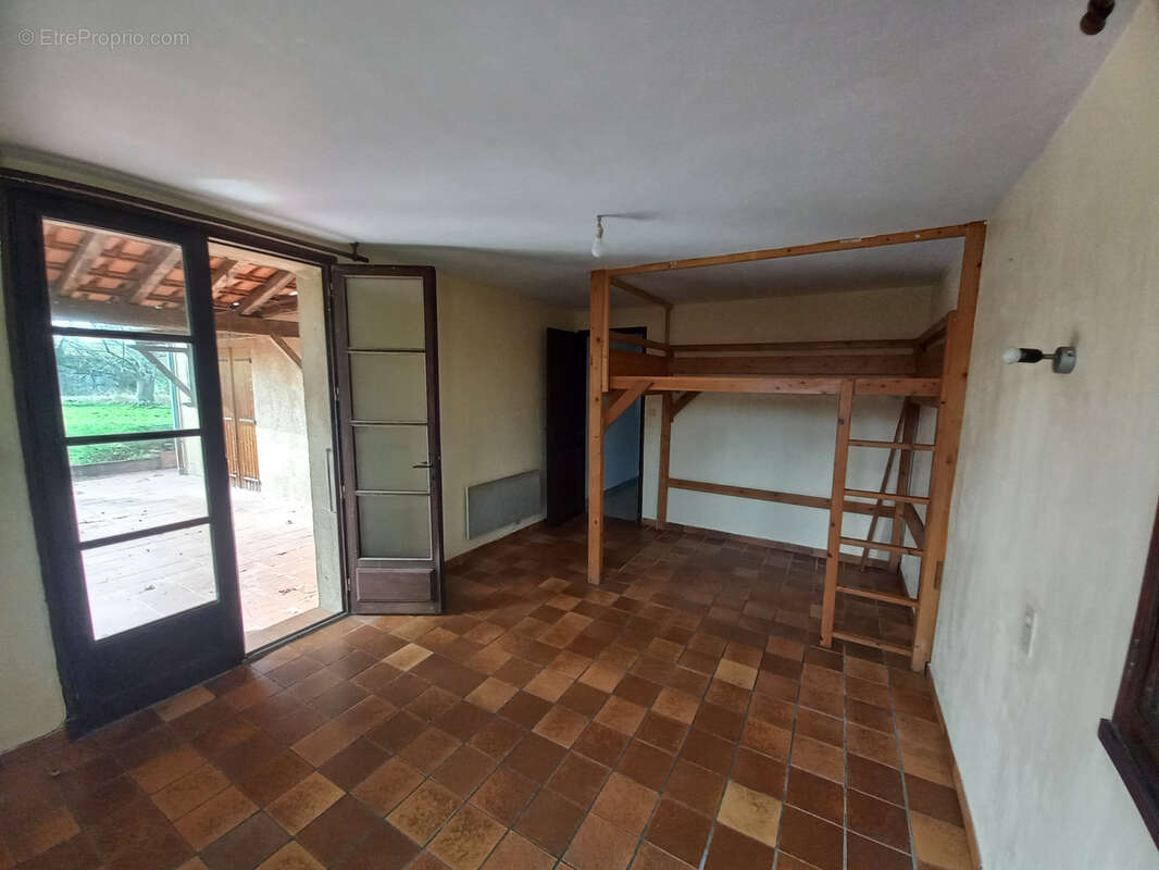 Maison à MIRANDE