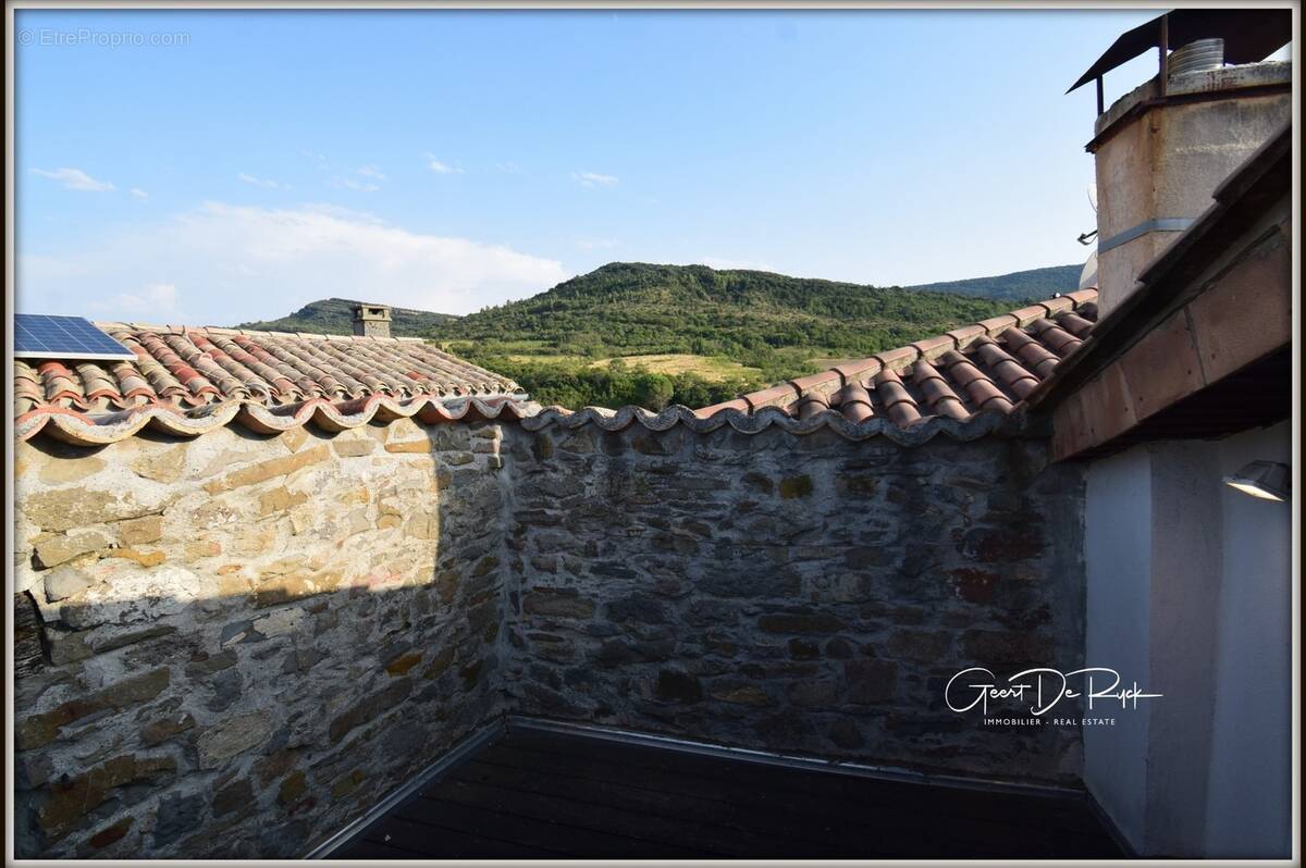 Maison à SERVIES-EN-VAL