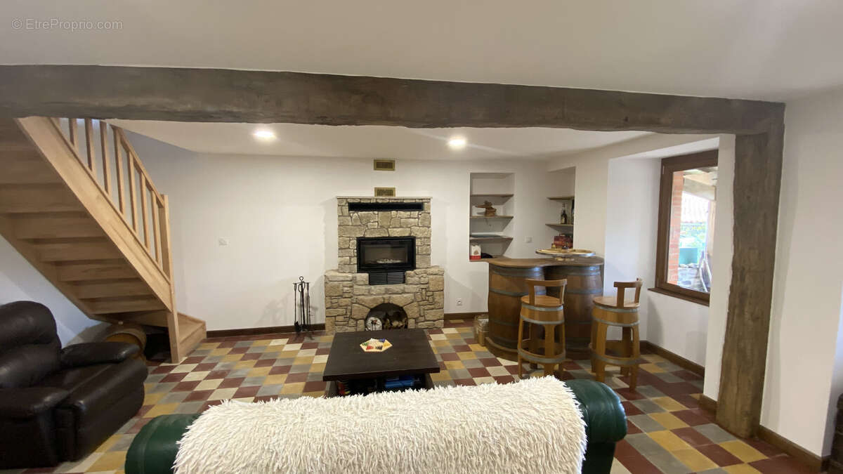 Maison à MONTOURNAIS