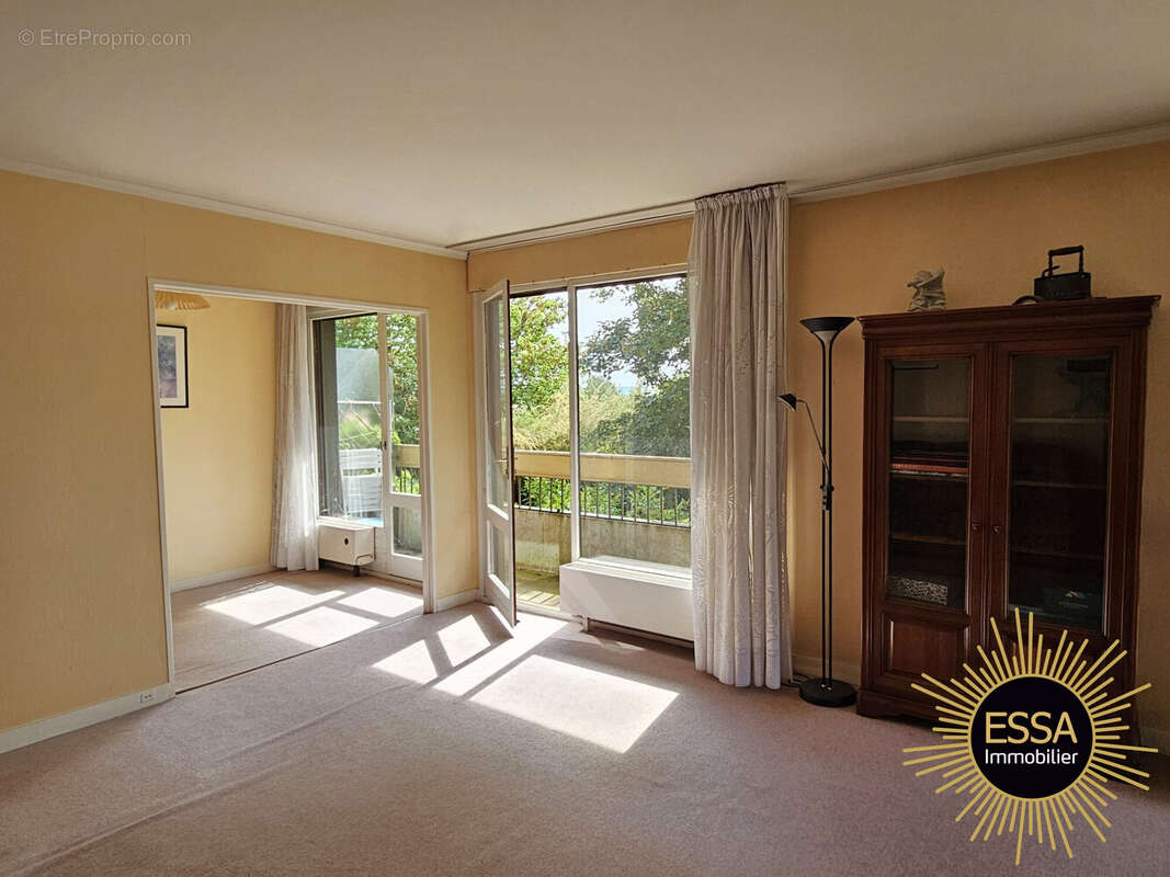 Appartement à NOISY-LE-ROI