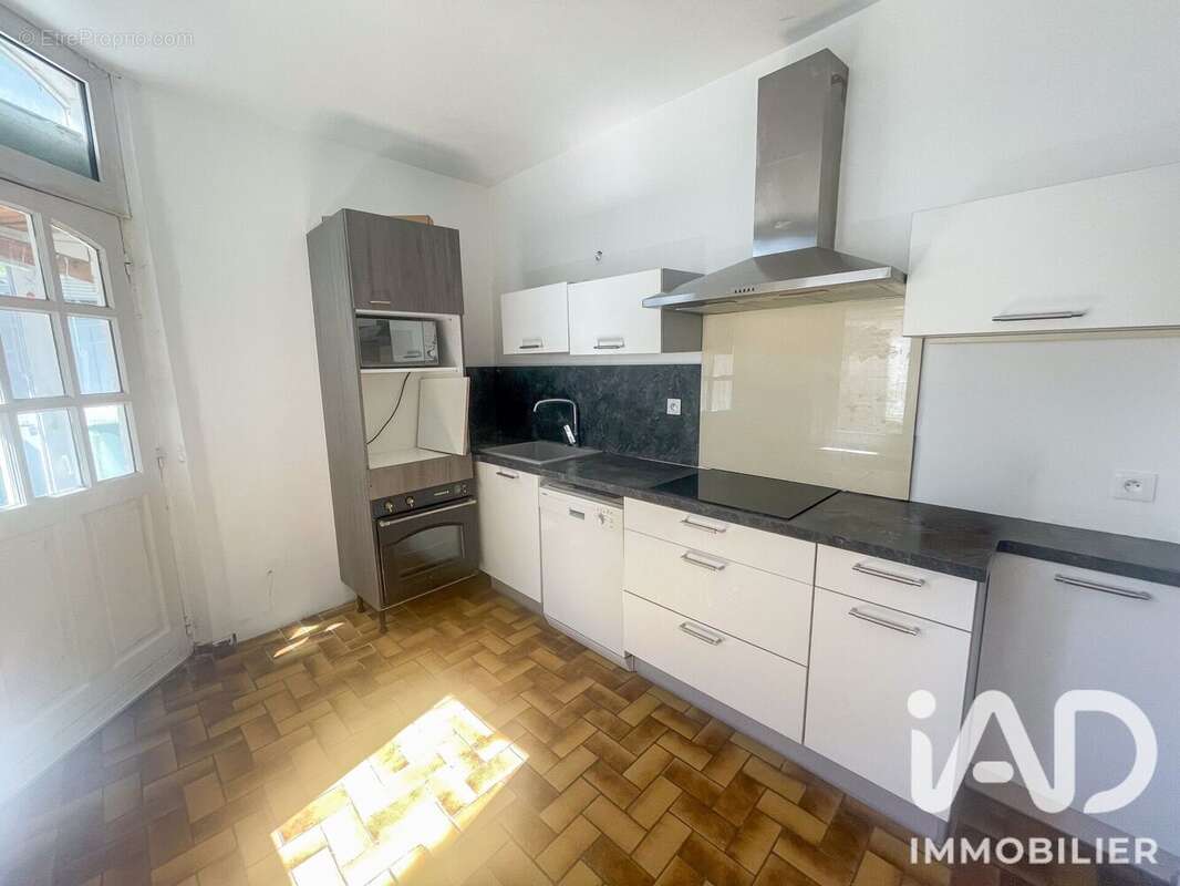 Maison 130 m² à Saint-Quentin  - photo 3