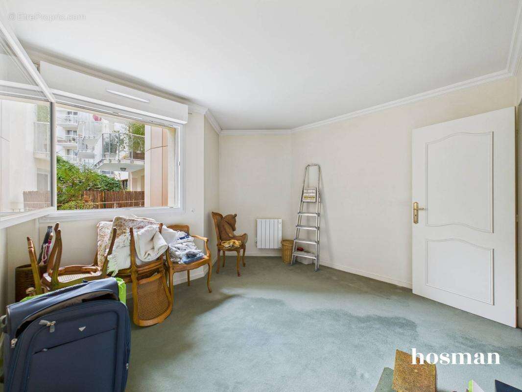 Appartement à LA CELLE-SAINT-CLOUD