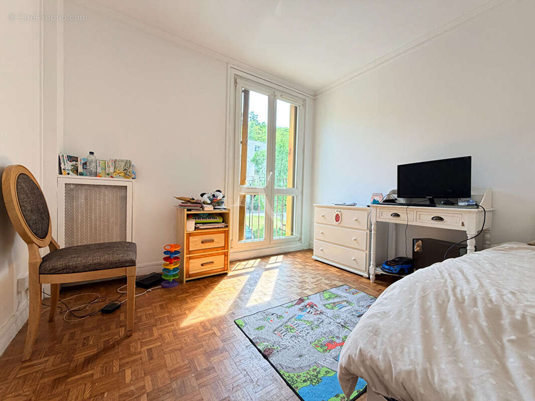 Appartement à GIF-SUR-YVETTE