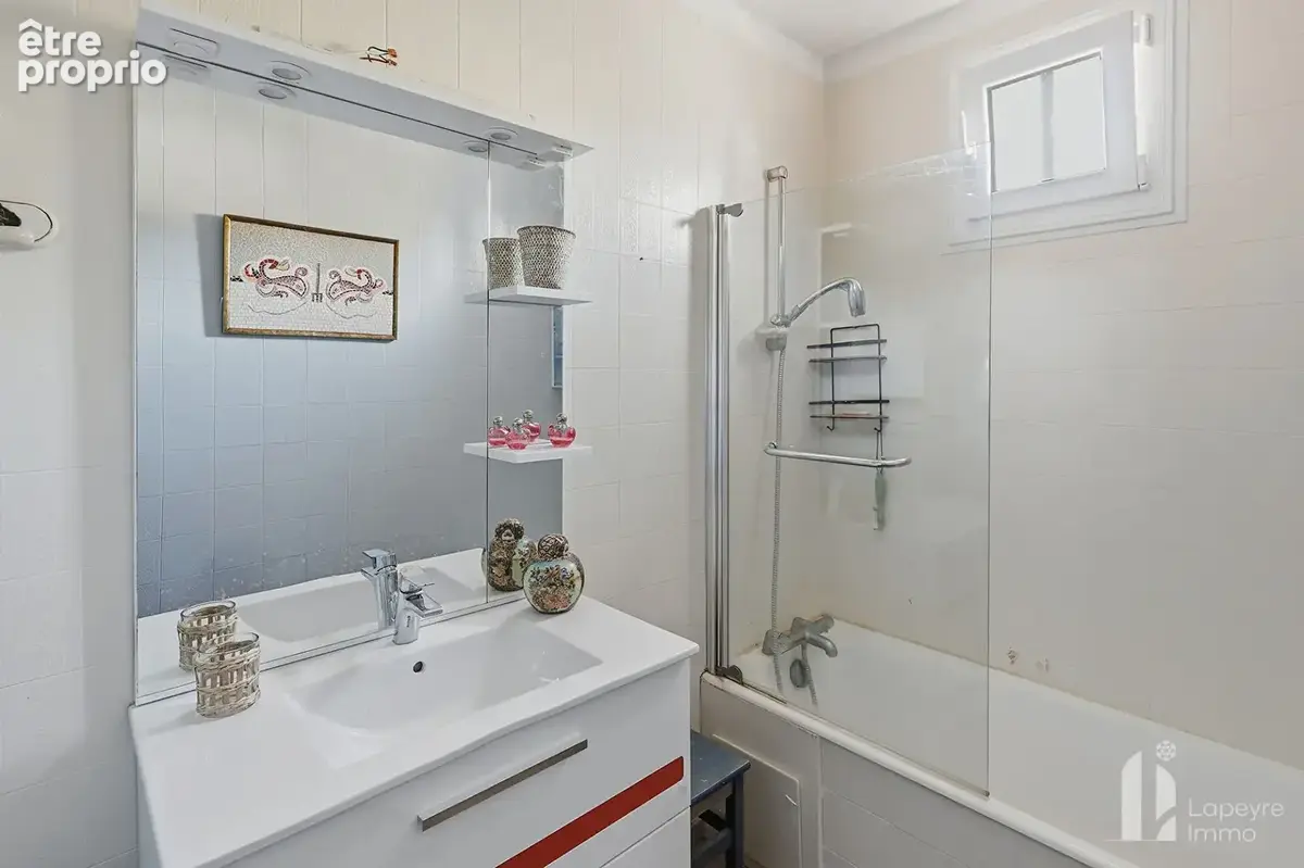 RARE - BOURG HAUTE-GOULAINE - Maison 4 chambres + 1 bureau - 188 m² - photo 13