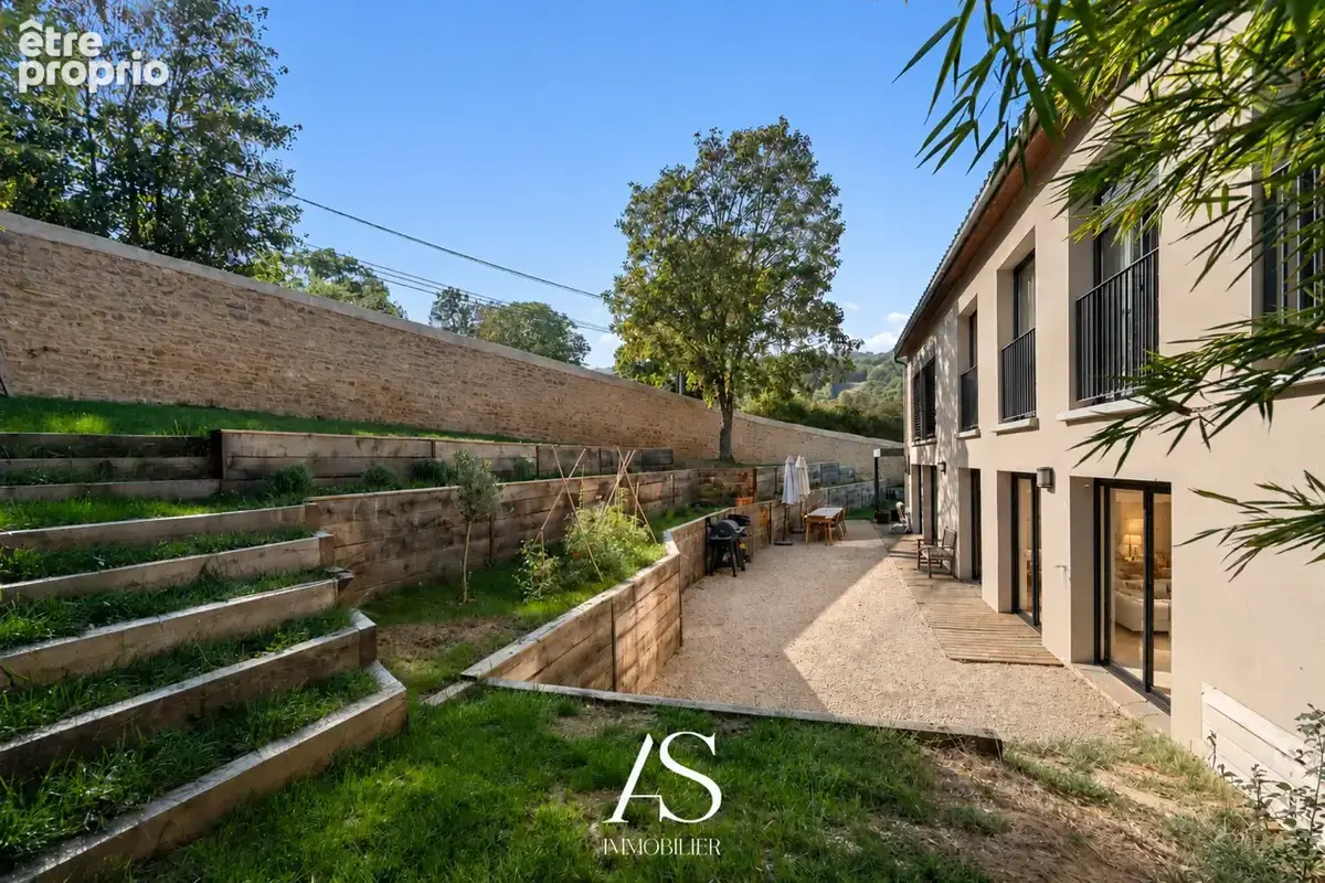 Maison à SAINT-ROMAIN-AU-MONT-D'OR