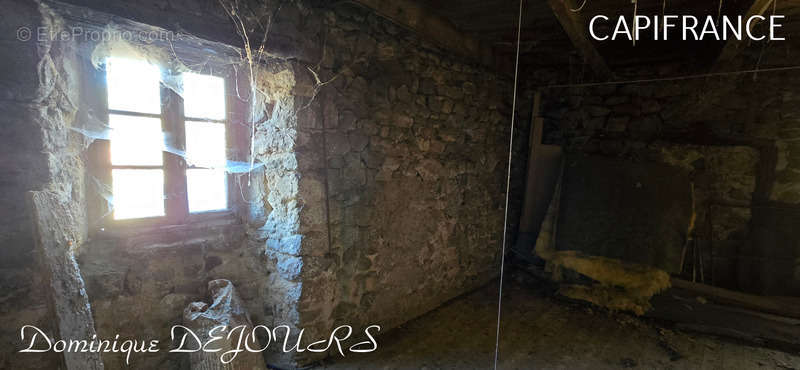 Maison à SAINT-MAURICE-EN-CHALENCON