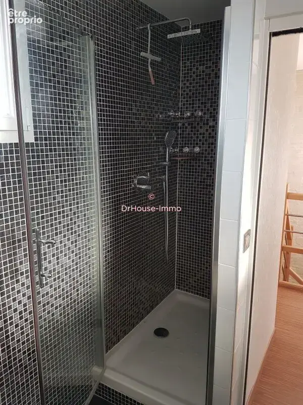 Appartement 4 pièces 75 m² à vendre à Saint-Pierre-Des-Corps (37700) - photo 4
