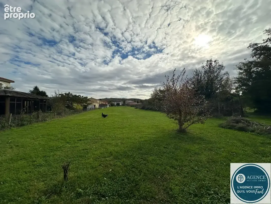 Maison d'habitation, 212 m² sur terrain de 5240 m² - photo 8