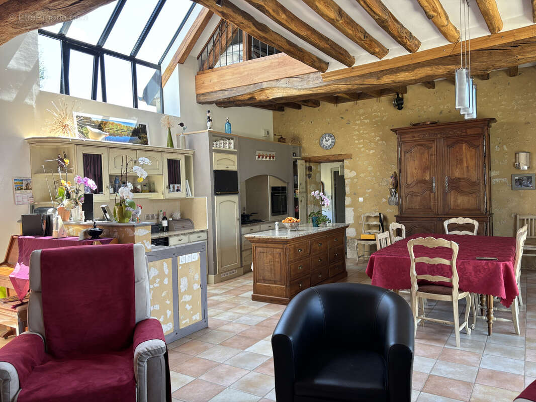 Maison à LE PIN-LA-GARENNE