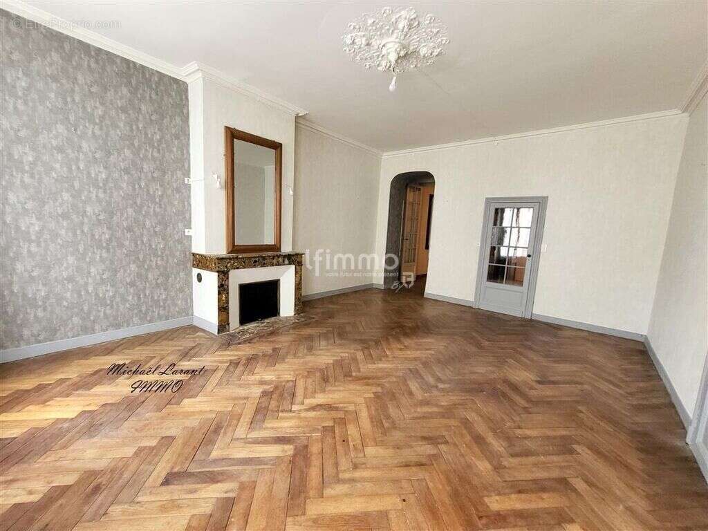 Maison à SAINT-MEDARD-EN-JALLES