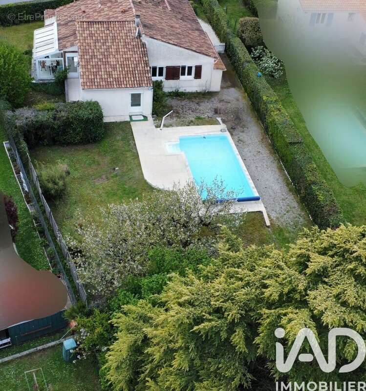 Photo 5 - Maison à SIREUIL