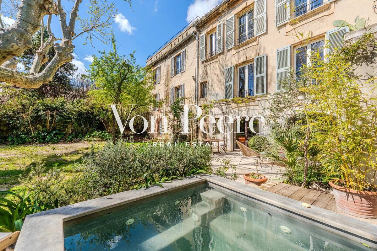 Maison à VILLENEUVE-LES-AVIGNON