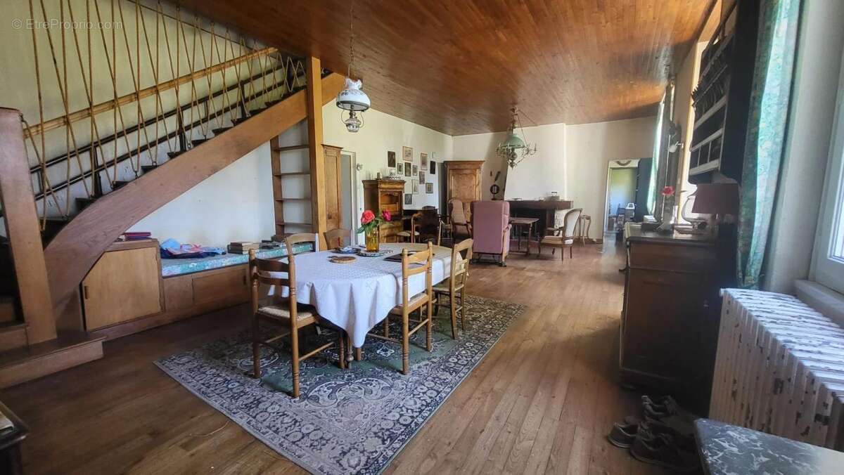 Maison à SAINT-AVIT-SAINT-NAZAIRE