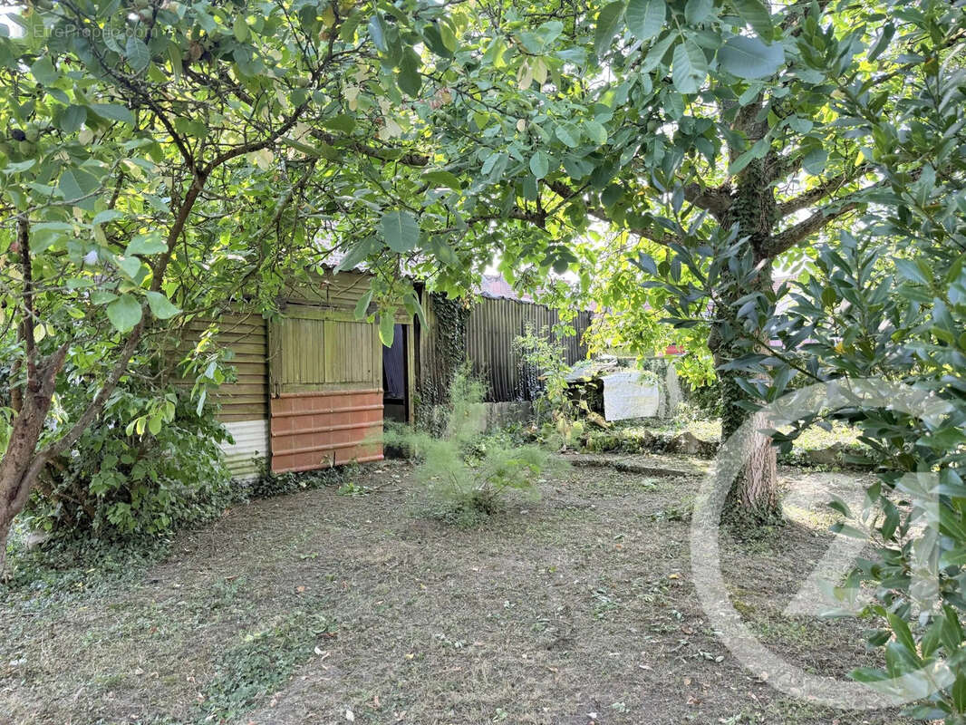 Maison à SAINT-QUENTIN