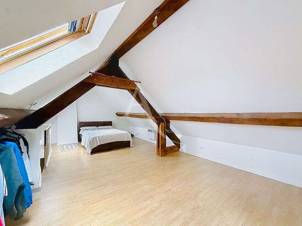 Appartement à NANTEUIL-LES-MEAUX