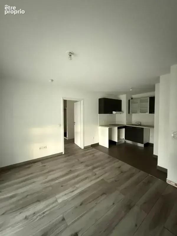 Appartement 2 pièces - Immeuble récent - Saint Maurice - Vila Canaletto 12 - photo 3