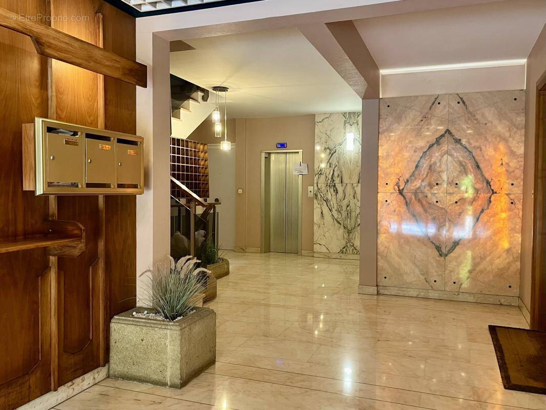 Appartement à MARSEILLE-12E