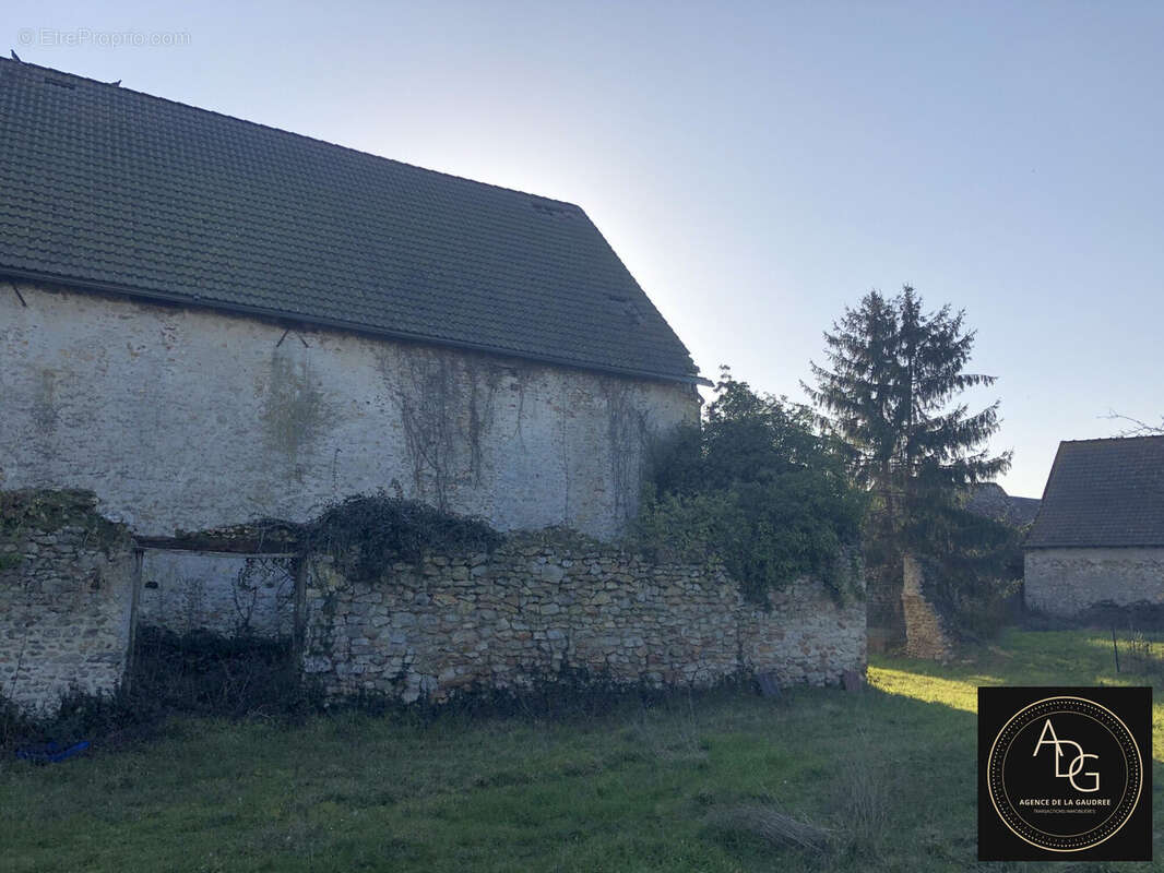 Maison à PLESSIS-SAINT-BENOIST