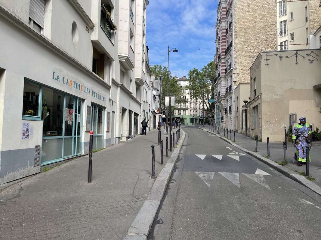 Autre à PARIS-20E